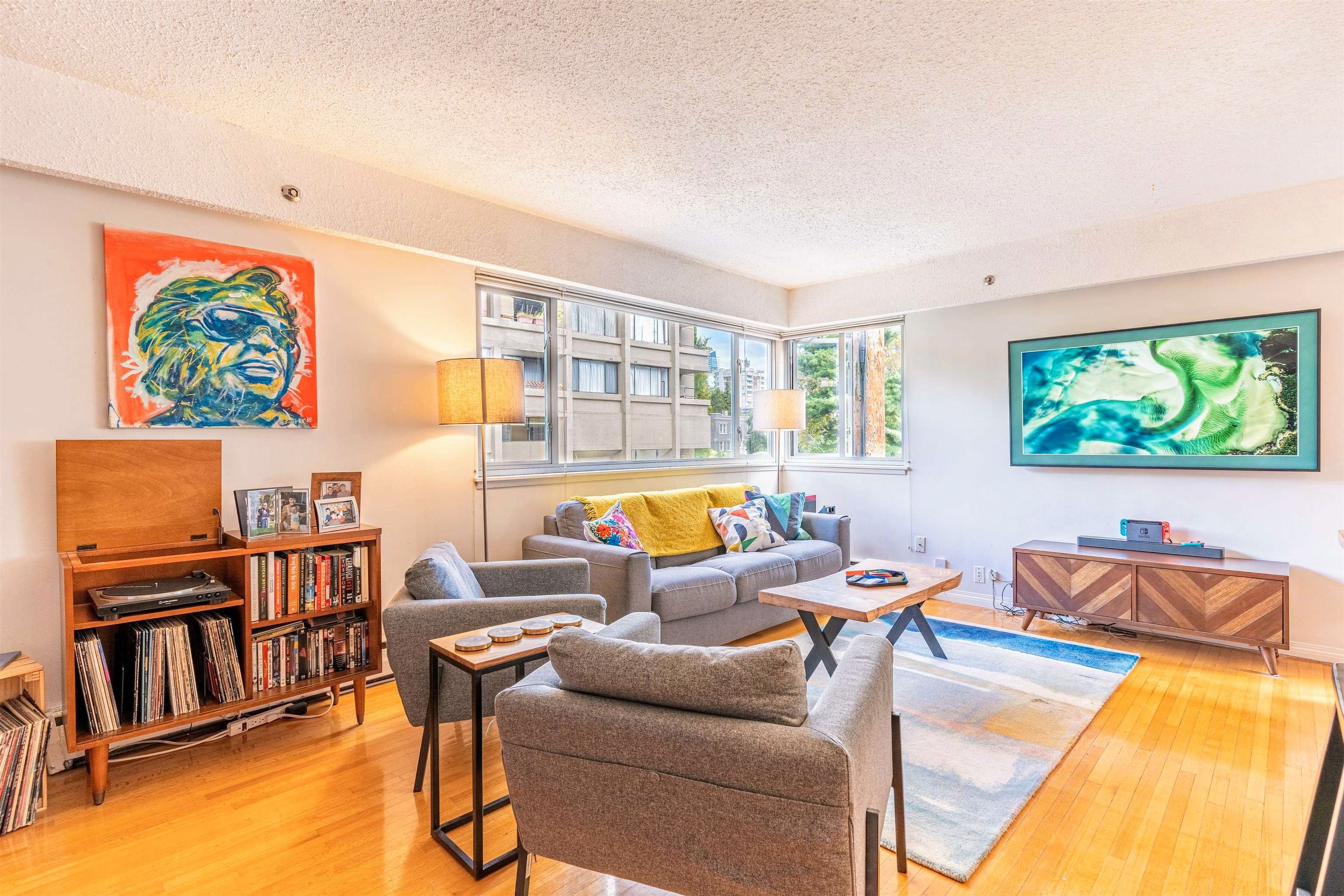 I have sold a property at 206 1050 JERVIS ST in Vancouver
